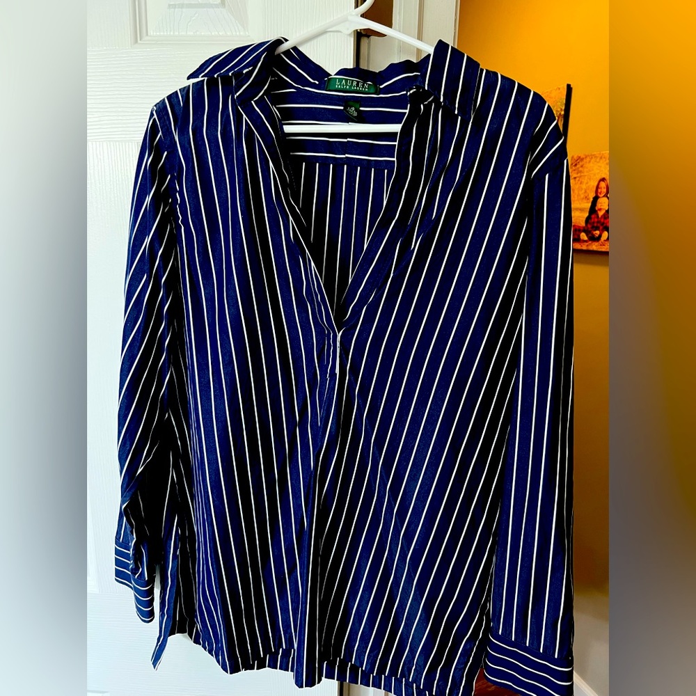 Large- Ralph Lauren collar shirt